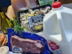 В Западном Канзасе предупреждение для тиктокеров, занимающихся «кикдверством»